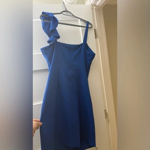 Guess Asymmetrical Blue Ruffle Dress - Picture 4 of 4